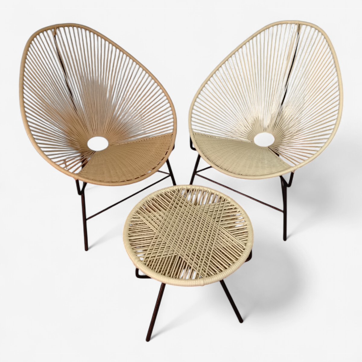 Acapulco fija aciento tupido